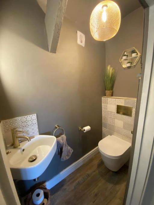 Rosedale A Charming Detached 4 Bedroom Cottage. ブリックハム エクステリア 写真